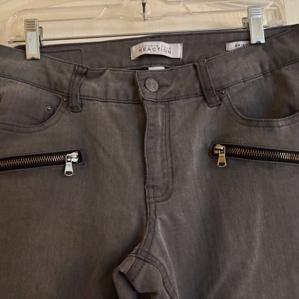Kenneth Cole Reaction Skinny Jeans - Gray